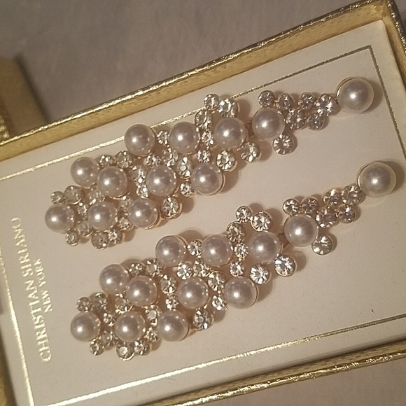 Christian Siriano Jewelry Christian Siriano Pearl Gem Dangle Nib